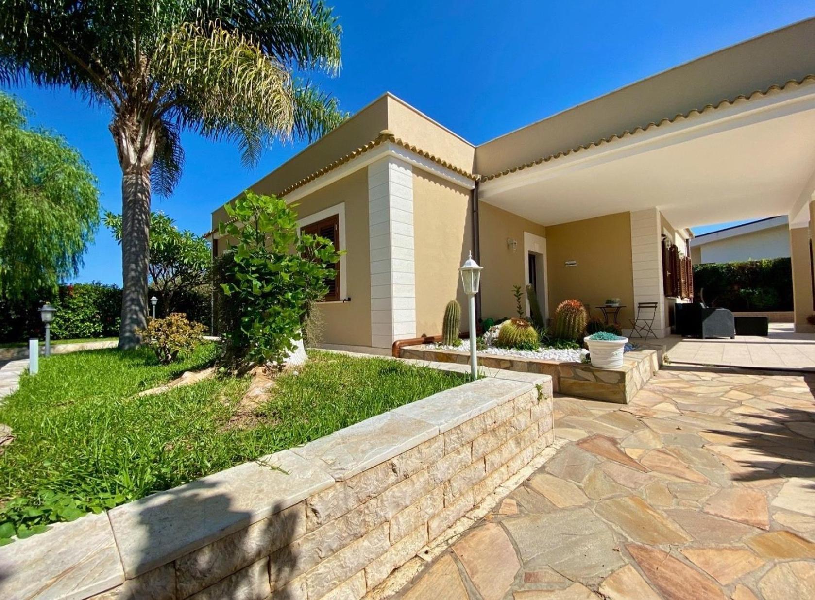 Villa Cactus